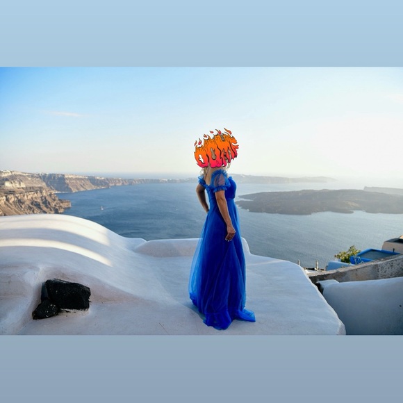 Elegant dress one time used for shooting - Picture 16 of 16